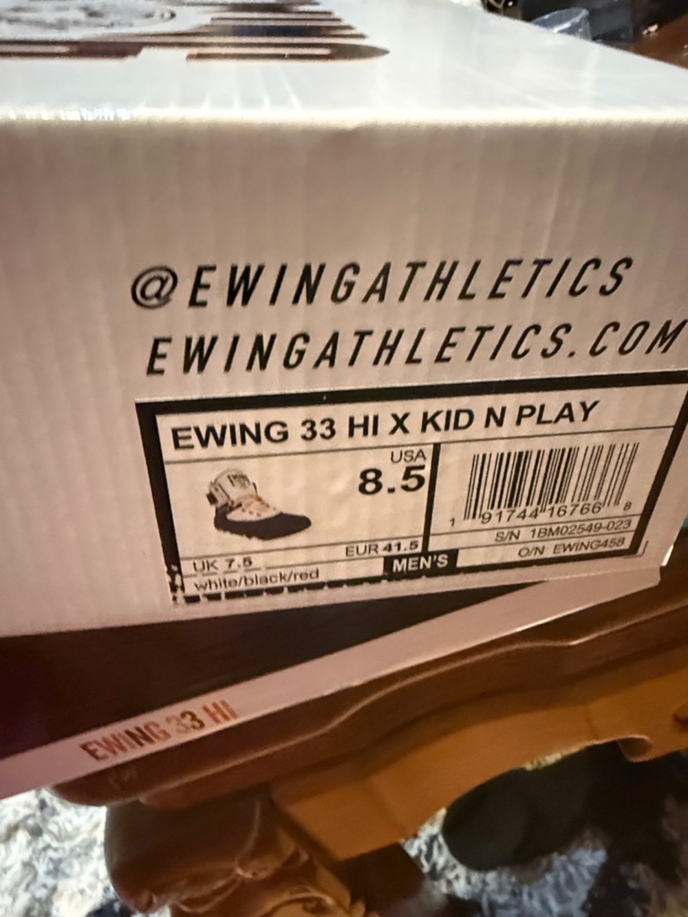 Ewing patrick  sneakers new in box, basketball street skater biker fresh hip hip